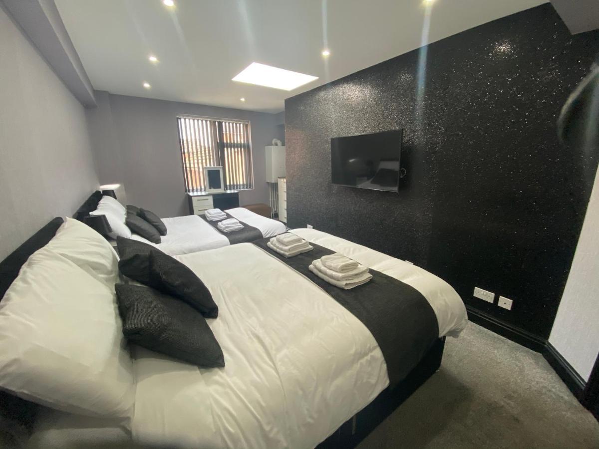 Boutique Blackpool 2 Bed Grey Apartment Sleeps 10 ภายนอก รูปภาพ
