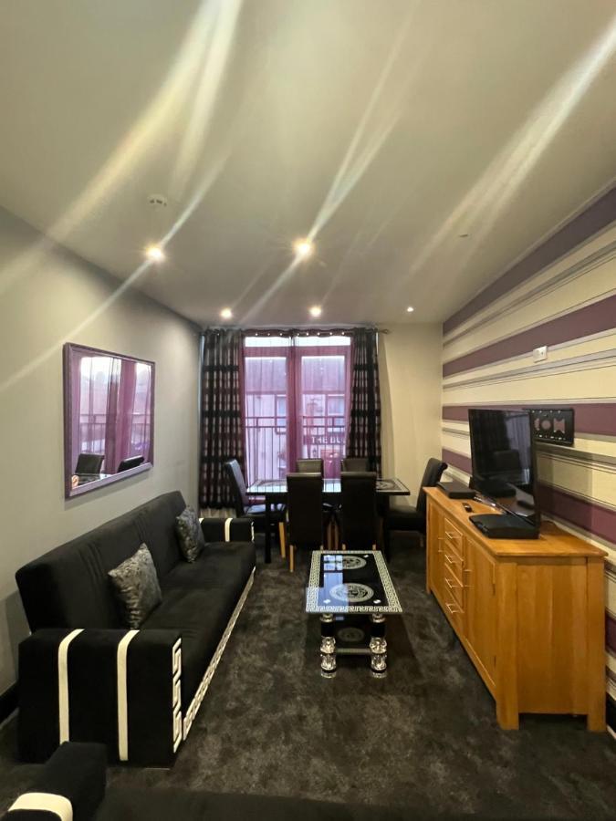 Boutique Blackpool 2 Bed Grey Apartment Sleeps 10 ภายนอก รูปภาพ