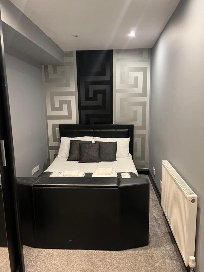 Boutique Blackpool 2 Bed Grey Apartment Sleeps 10 ภายนอก รูปภาพ